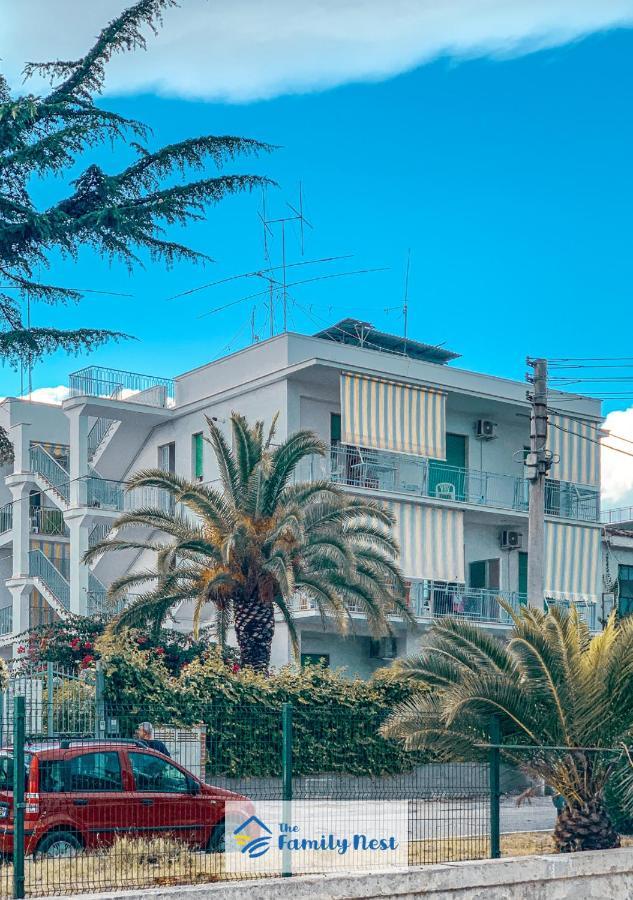 The Family Nest - Casa Eva Daire Manfredonia Dış mekan fotoğraf